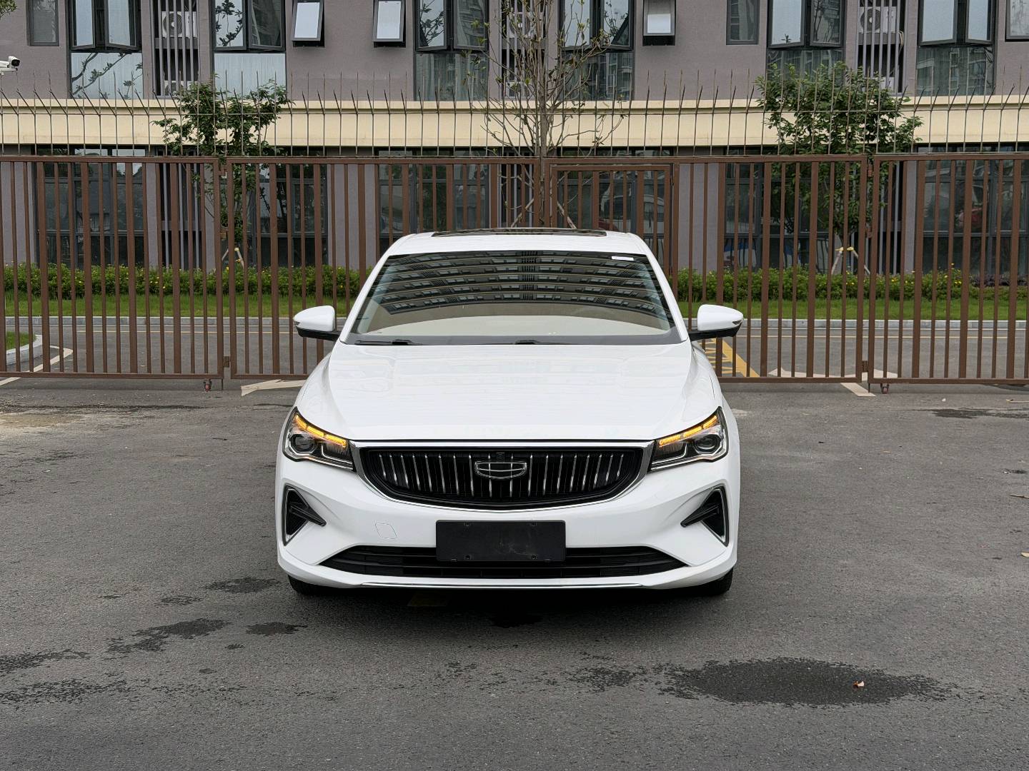 GEELY Emgrand 2023 #4 GEELY Emgrand 2023 car image #4