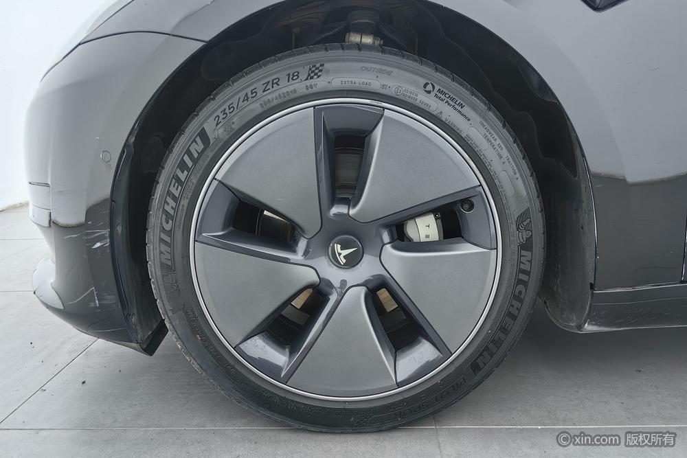 Tesla Model 3 2022 car image #8