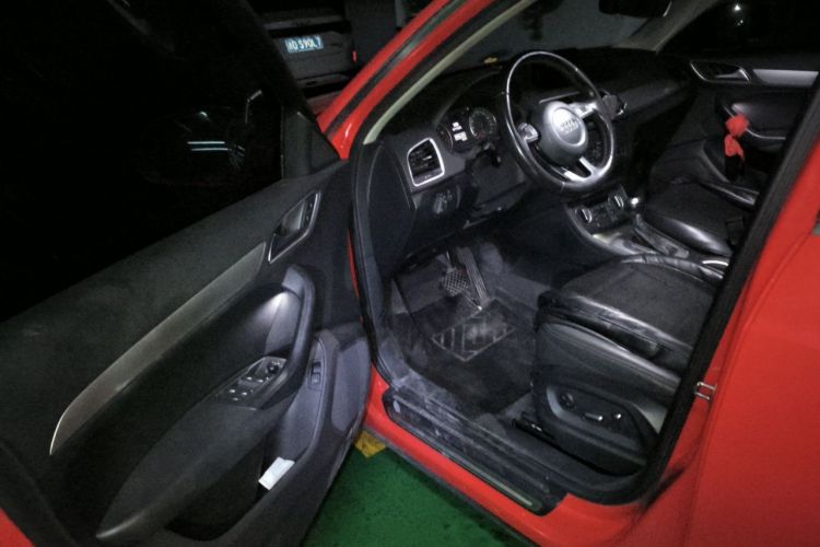 Audi Q3 2017 #13 Audi Q3 2017 car image #13