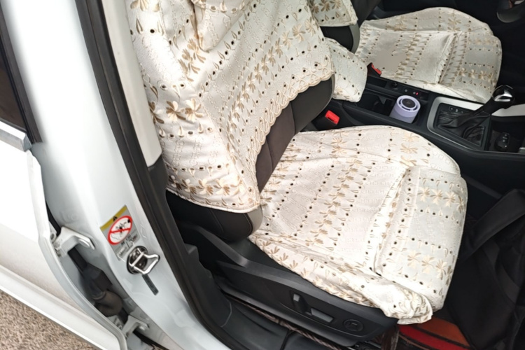 Audi Q3 2019 #24 Audi Q3 2019 car image #24