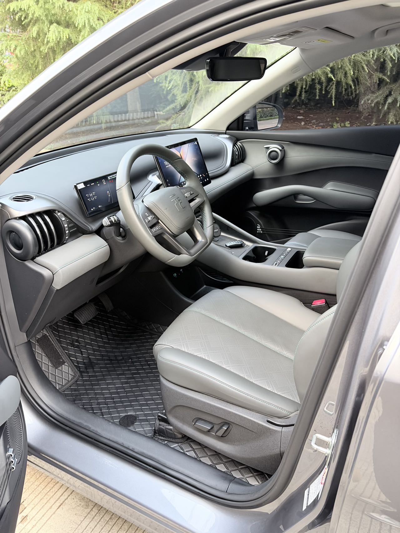 BYD Yuan Plus 2025 immagine di auto #4