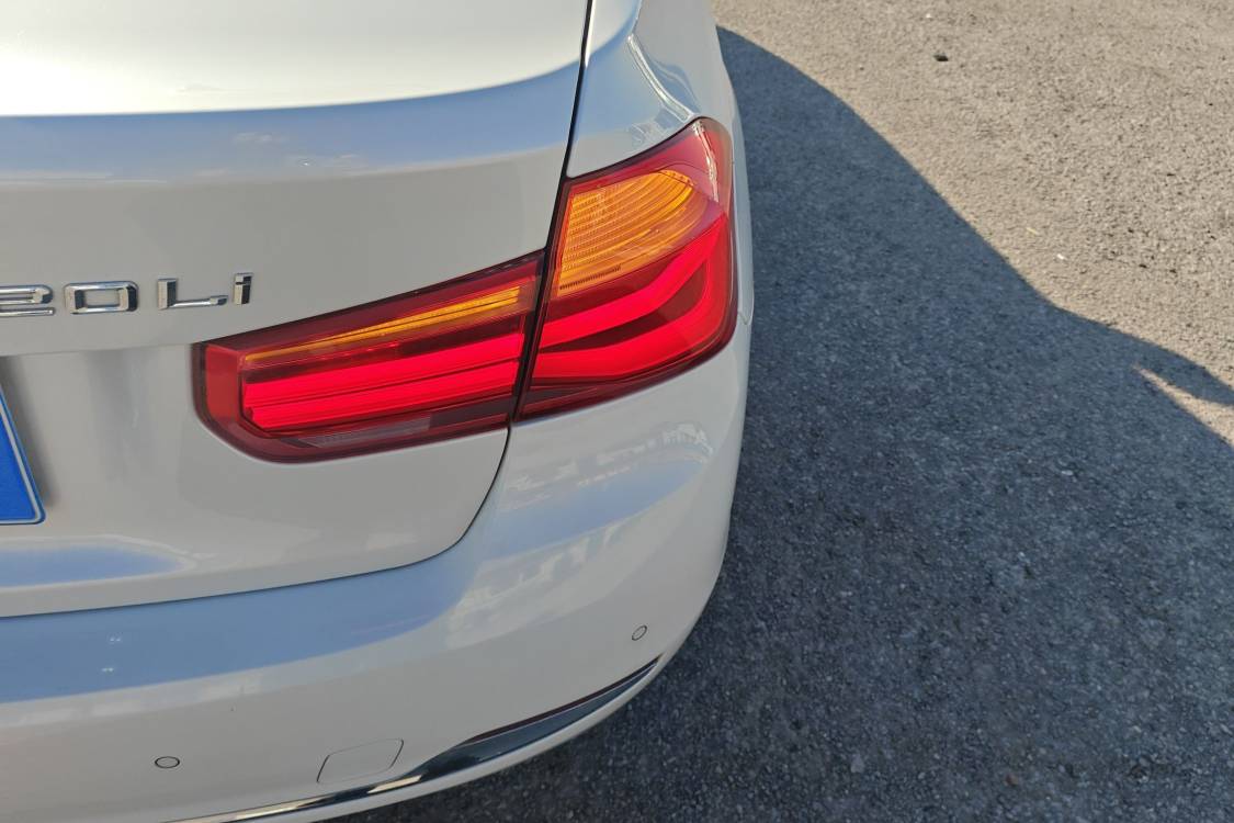 BMW 3 Series 2016 car image #7