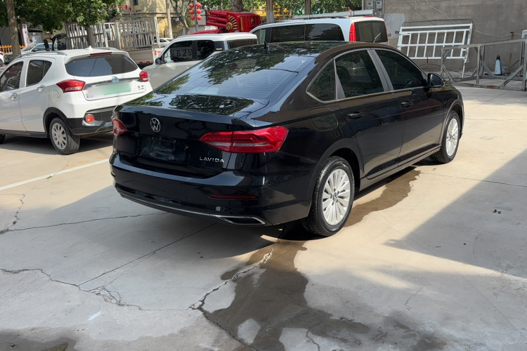 Volkswagen Lavida 2021 car image #6