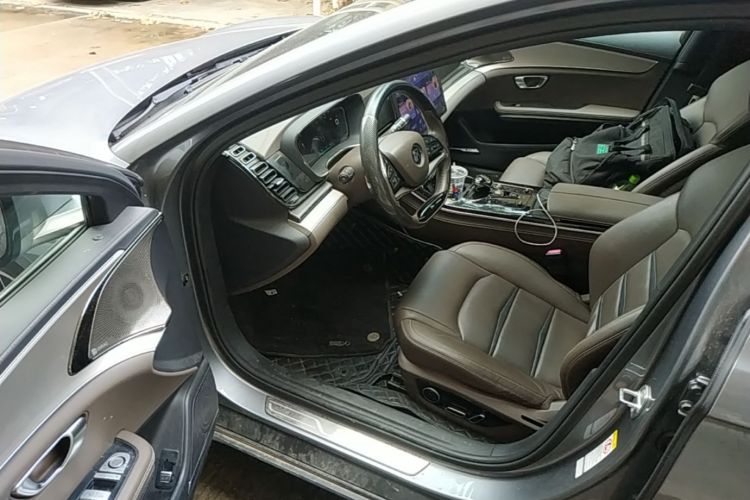 BYD Han 2022 immagine di auto #16