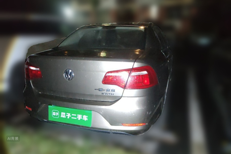 Volkswagen Bora 2014 car image #7