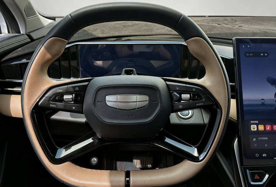 GEELY Boyue L 2023 #2 GEELY Boyue L 2023 изображение автомобиля #2