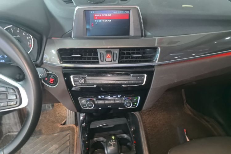 BMW X1 2017 car image #13