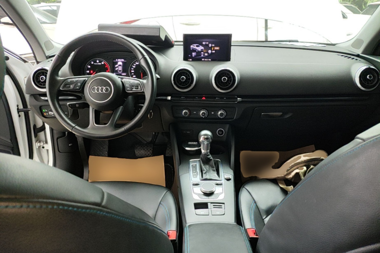 Audi A3 2020 immagine di auto #11