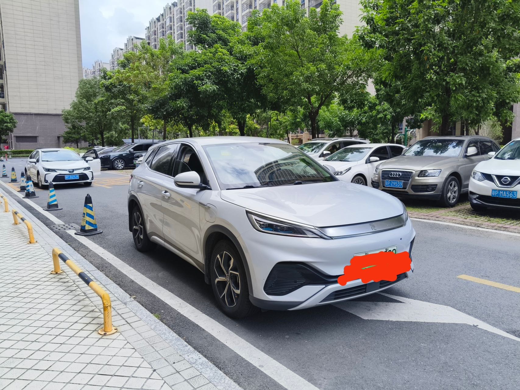BYD Yuan Plus 2023 #2 BYD Yuan Plus 2023 car image #2