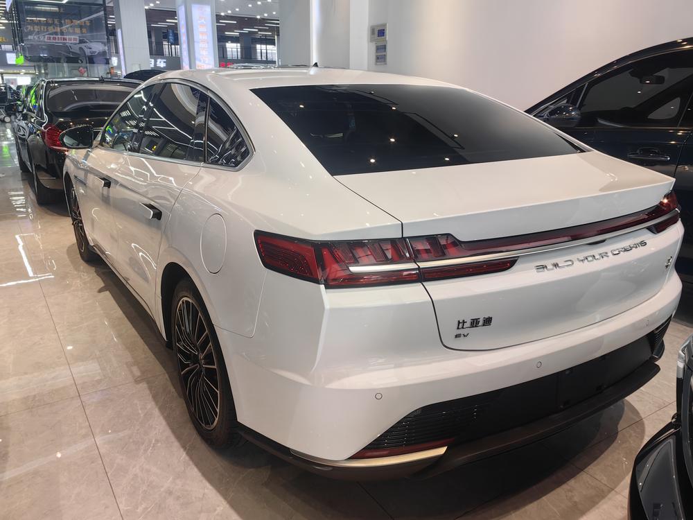 BYD Han 2022 car image #3