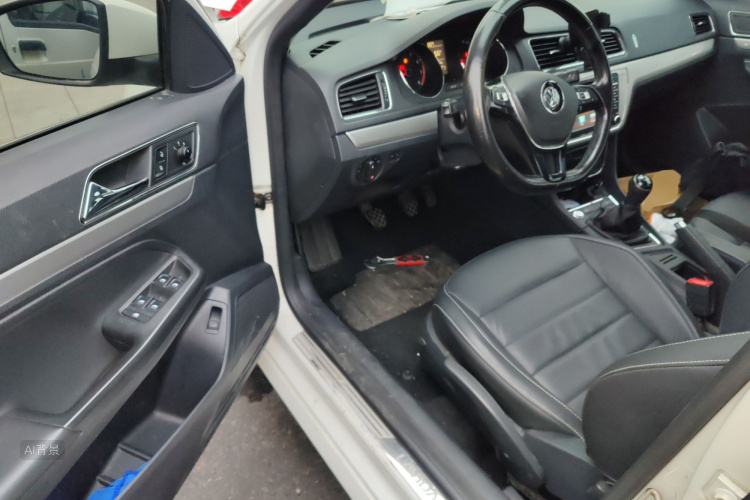 Volkswagen Lavida 2017 car image #18