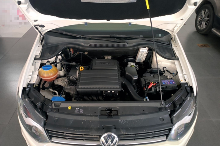 Volkswagen Polo 2016 #20 Volkswagen Polo 2016 car image #20