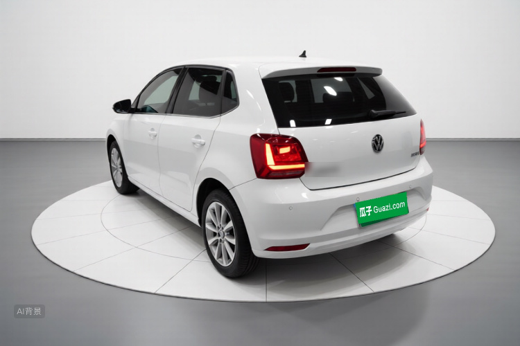 Volkswagen Polo 2016 car image #5
