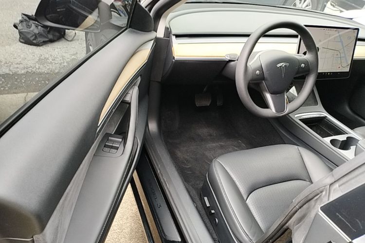 Tesla Model 3 2021 #16 Tesla Model 3 2021 car image #16