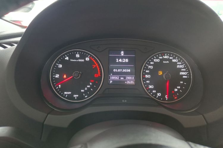 Audi A3 2019 car image #12