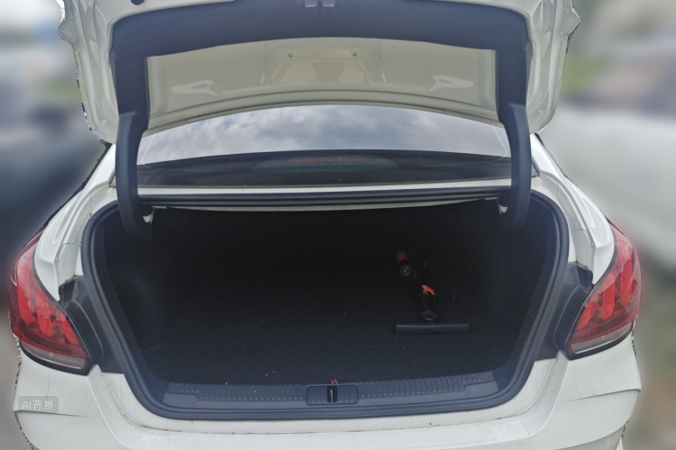 MG 5 2024 car image #21
