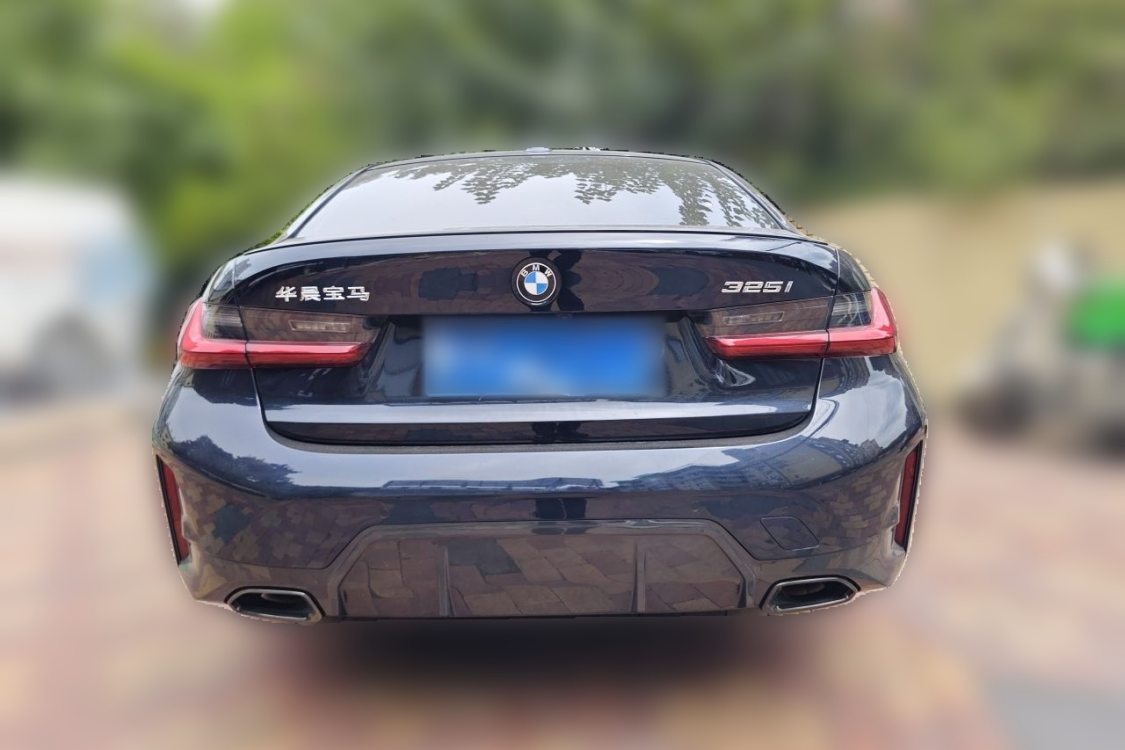 BMW 3 Series 2024 #6 BMW 3 Series 2024 car image #6