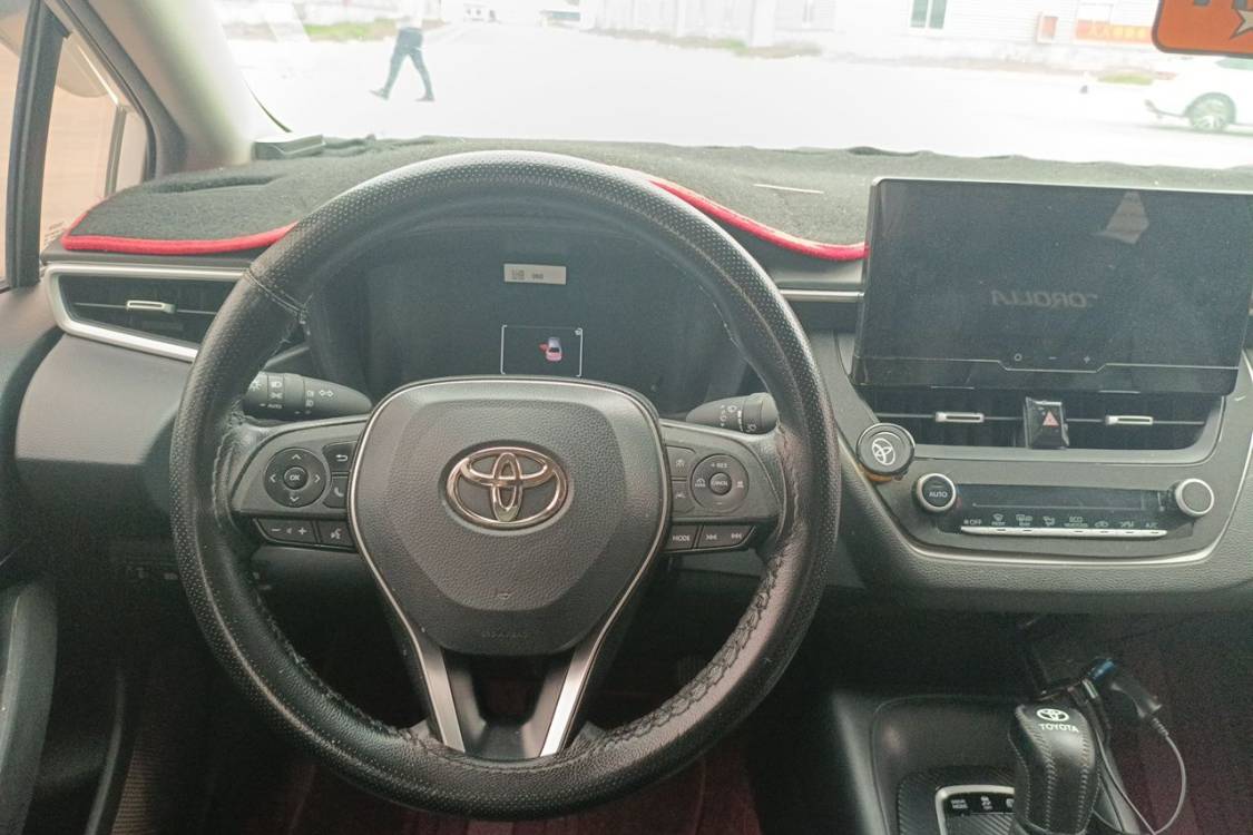 Toyota Corolla 2023 immagine di auto #24