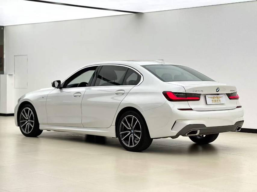 BMW 3 Series 2022 #8 BMW 3 Series 2022 car image #8