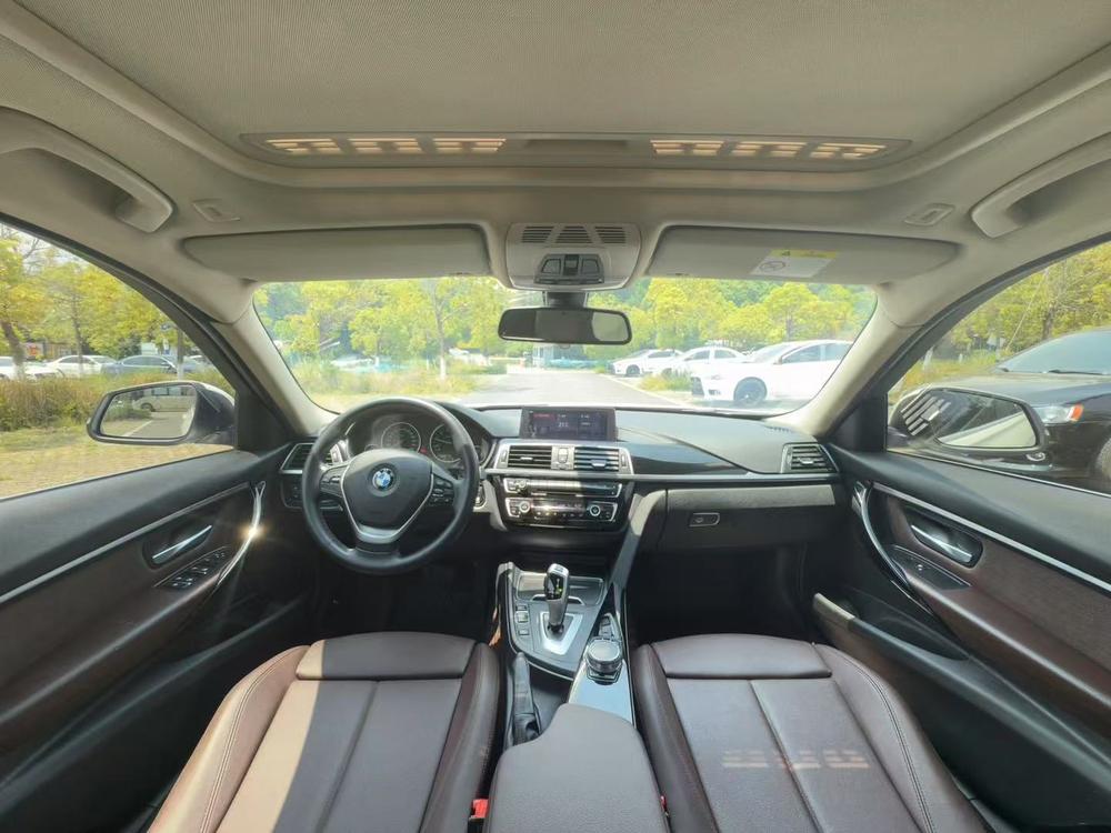 BMW 3 Series 2019 #21 BMW 3 Series 2019 car image #21