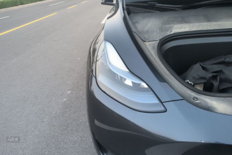 Tesla Model Y 2024 #8 Tesla Model Y 2024 immagine di auto #8