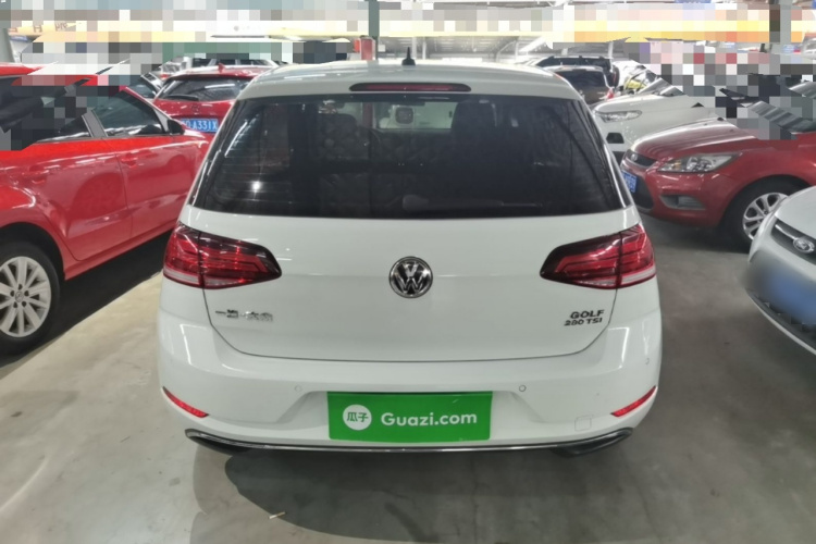Volkswagen Golf 2020 car image #6