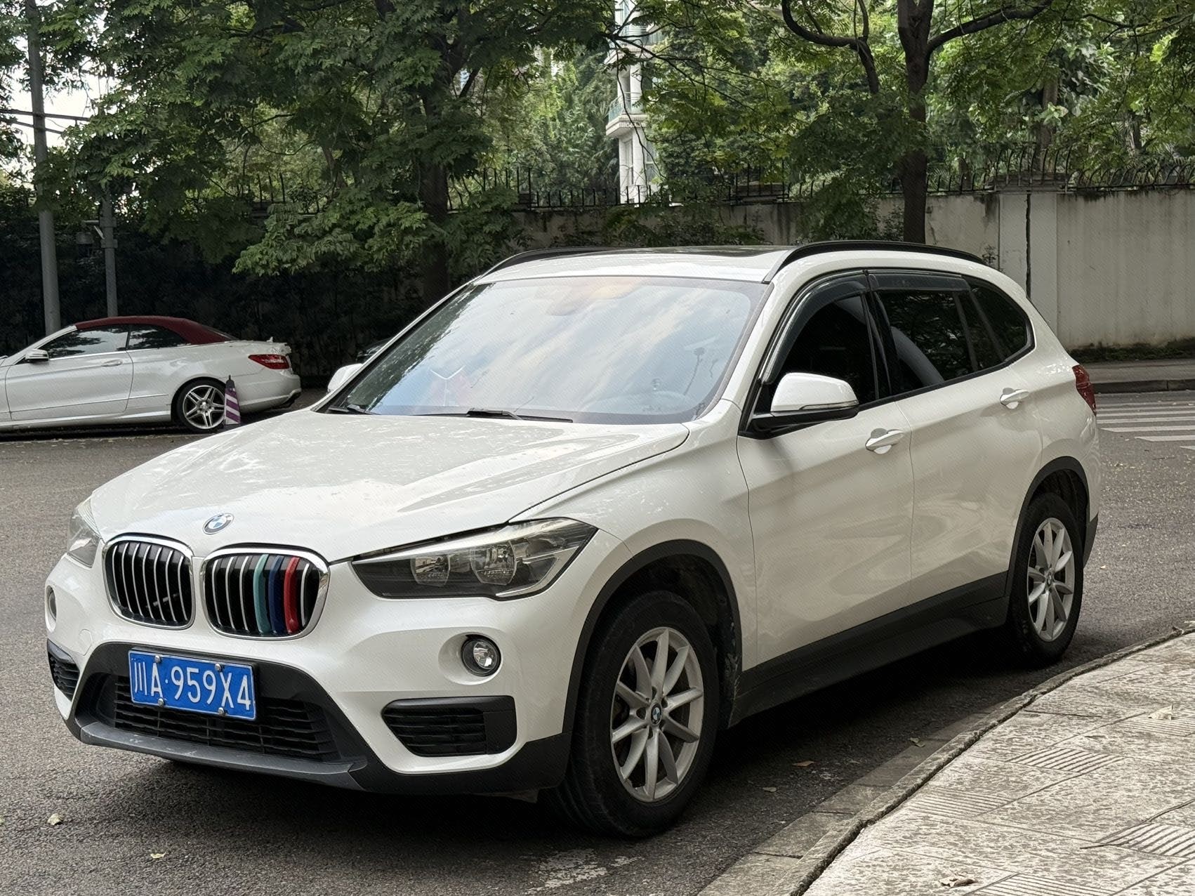 2017 2017 car image