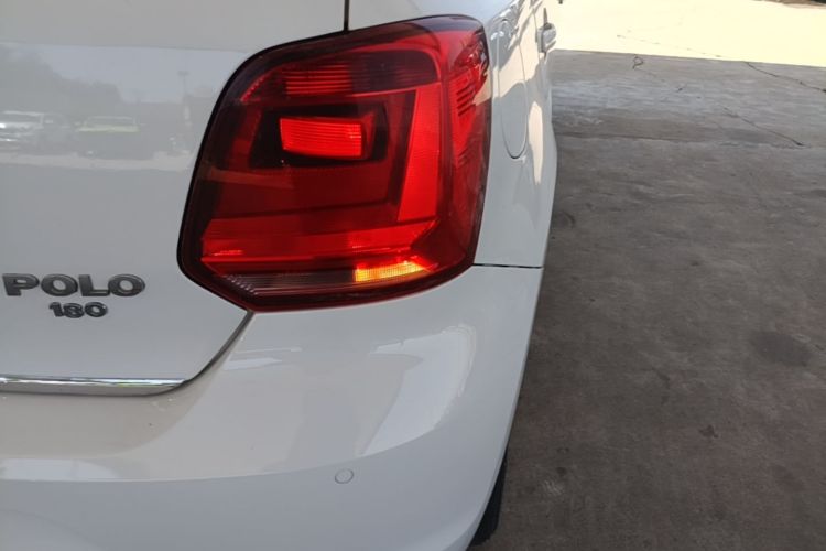 Volkswagen Polo 2016 image de voiture #8