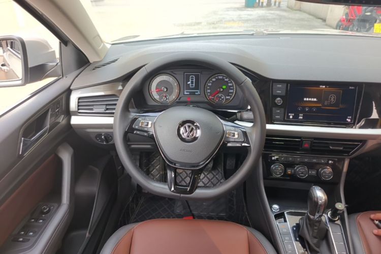 Volkswagen Lavida 2019 #11 Volkswagen Lavida 2019 car image #11