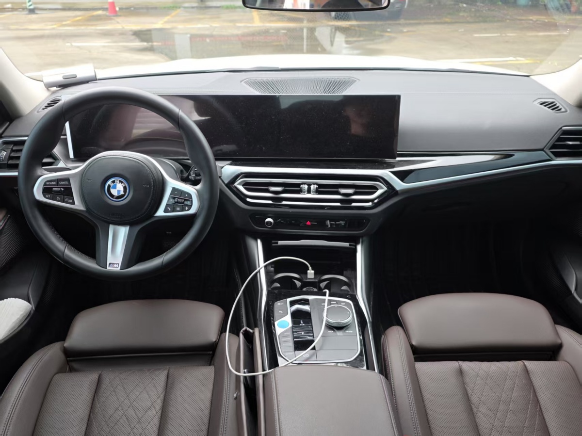 BMW i3 2023 image de voiture #4