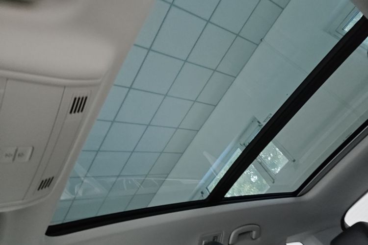 Volkswagen Tharu 2021 car image #18