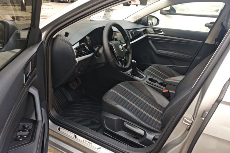 Volkswagen Lavida 2019 #16 Volkswagen Lavida 2019 car image #16