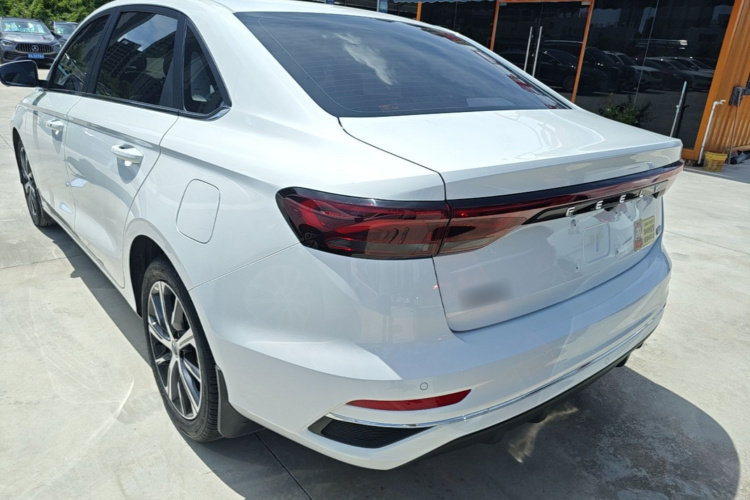 GEELY Emgrand 2021 #7 GEELY Emgrand 2021 car image #7