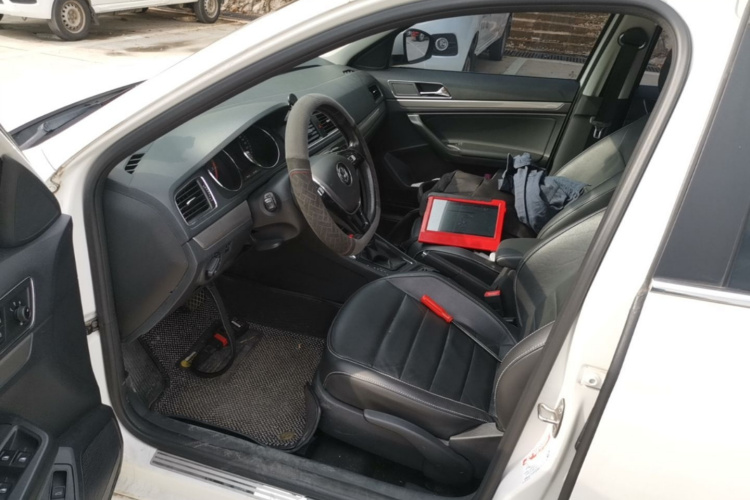 Volkswagen Lavida 2018 immagine di auto #16