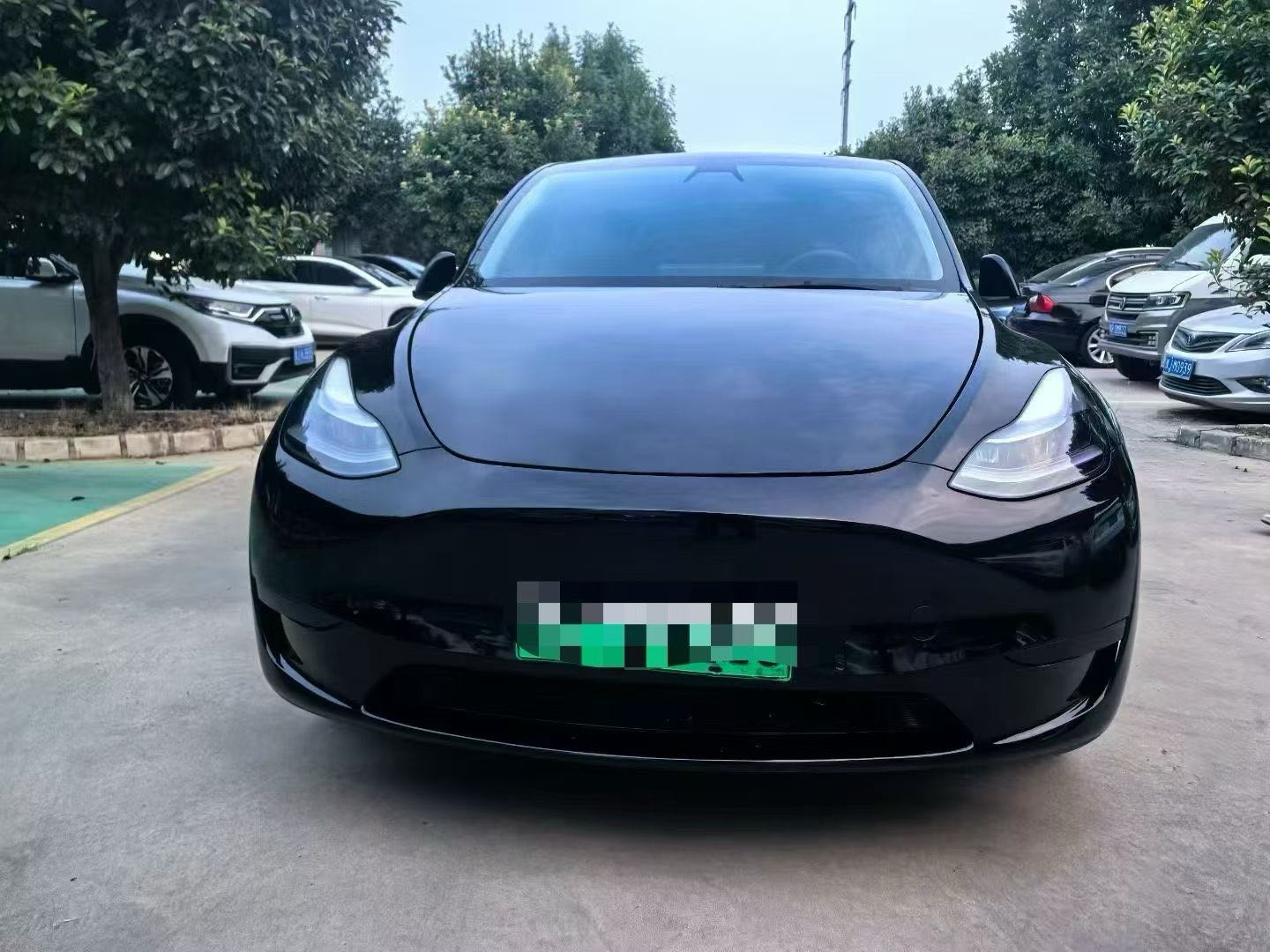 Tesla Model Y 2022 car image #5