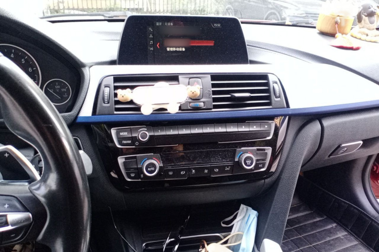 BMW 3 Series 2017 car image #18