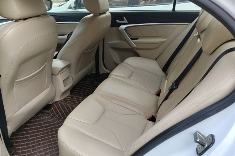 GEELY Emgrand 2018 #17 GEELY Emgrand 2018 car image #17