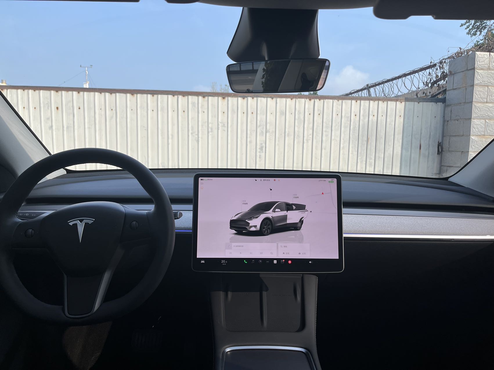 Tesla Model Y 2024 #9 Tesla Model Y 2024 car image #9