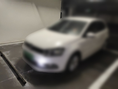 Volkswagen Polo 2015 Volkswagen Polo 2015 car image