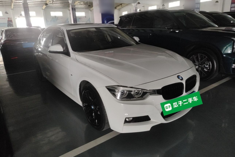 BMW 3 Series 2019 #4 BMW 3 Series 2019 car image #4