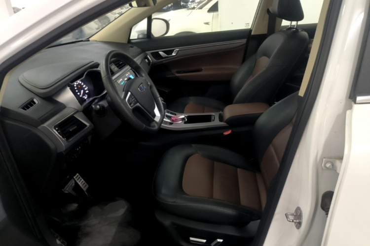 GEELY Emgrand GS 2018 #19 GEELY Emgrand GS 2018 car image #19