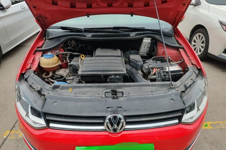 Volkswagen Polo 2015 #20 Volkswagen Polo 2015 car image #20