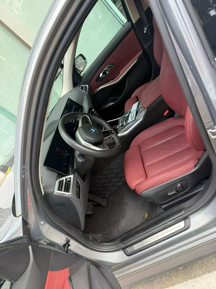 BMW i3 2025 #2 BMW i3 2025 car image #2