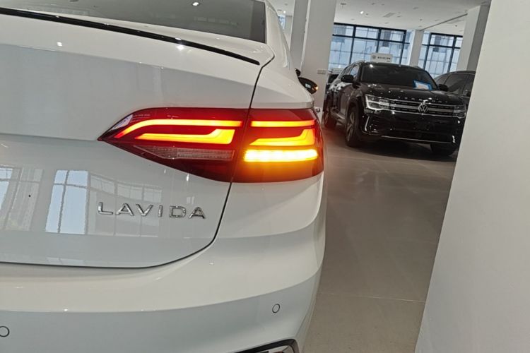 Volkswagen Lavida 2024 car image #8