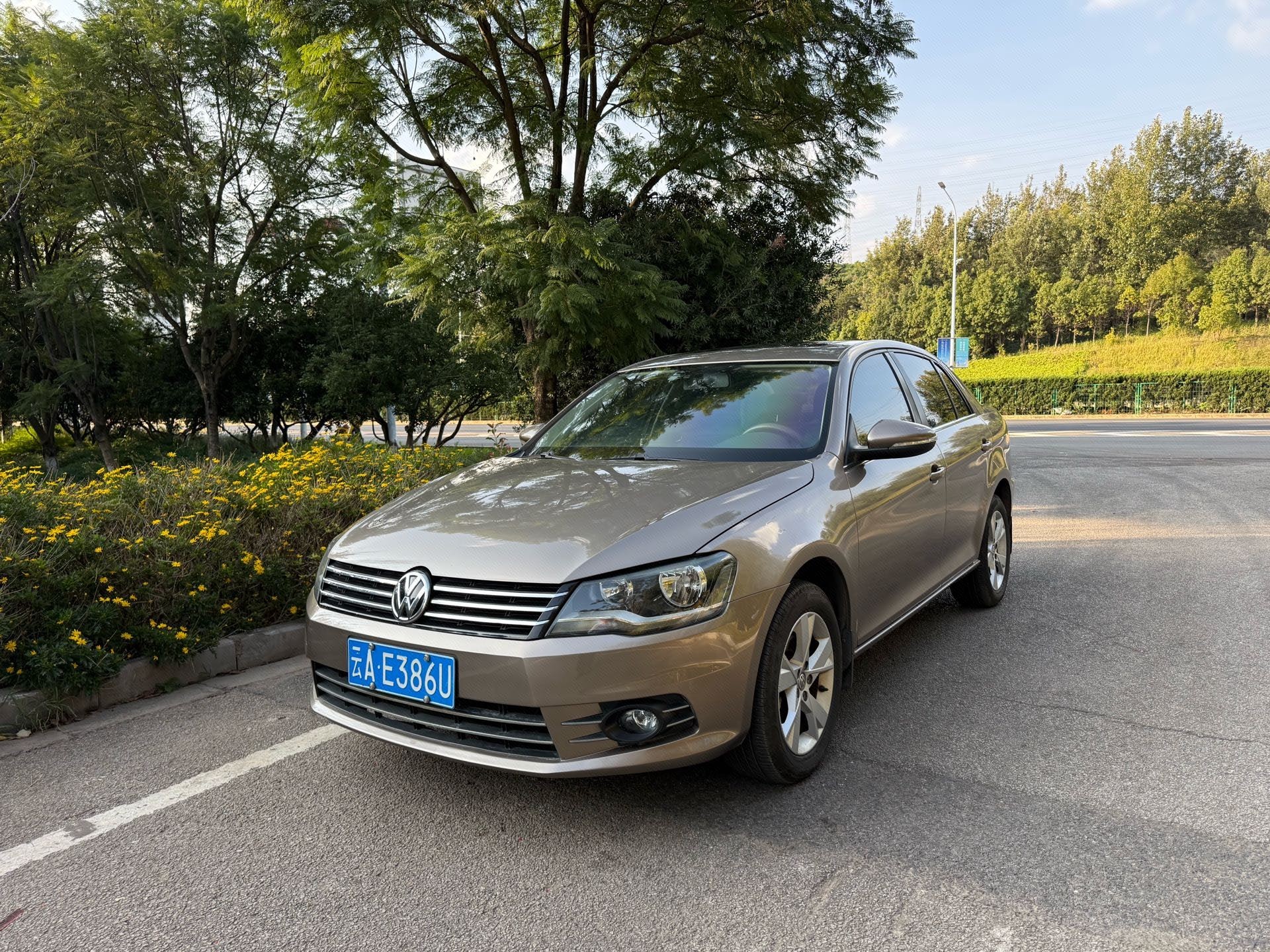 Volkswagen Bora 2015 Volkswagen Bora 2015 immagine di auto