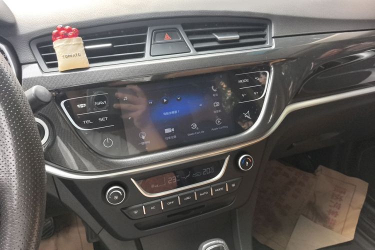 GEELY Emgrand 2017 #13 GEELY Emgrand 2017 image de voiture #13