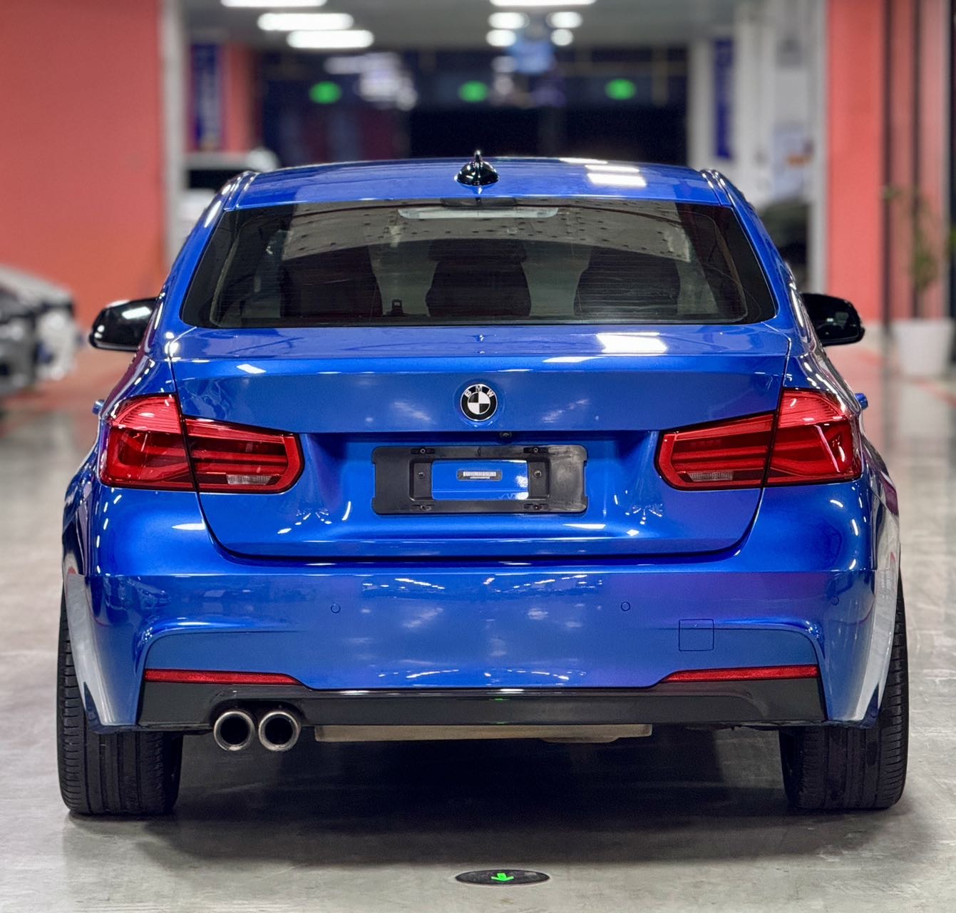 BMW 3 Series 2019 #8 BMW 3 Series 2019 imagem de carro #8
