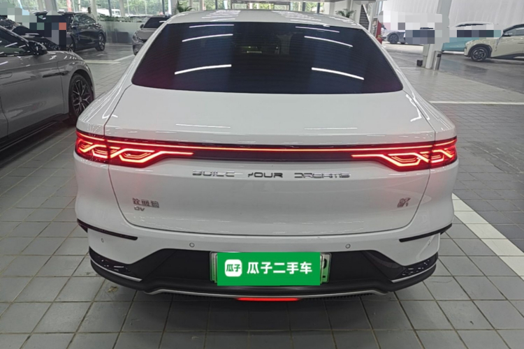 BYD Han 2023 car image #4