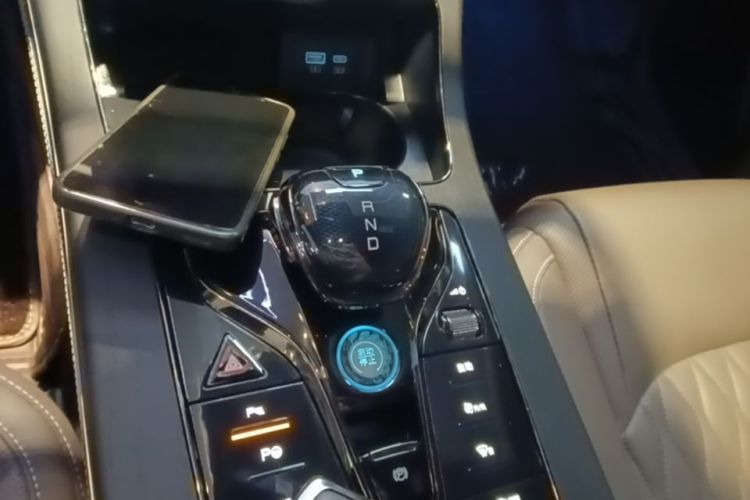BYD Han 2022 car image #14