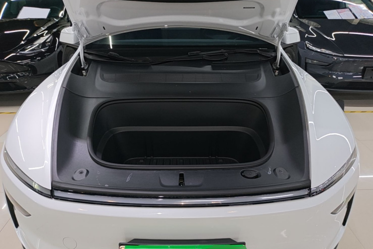 Tesla Model Y 2026 #20 Tesla Model Y 2026 car image #20